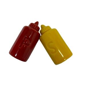 Ketchup and Mustard Bottles Salt & Pepper Shaker